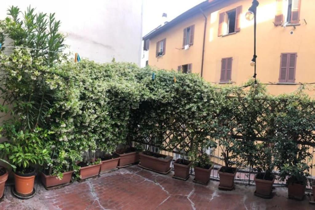 Sempione Yellow Milano Exterior foto